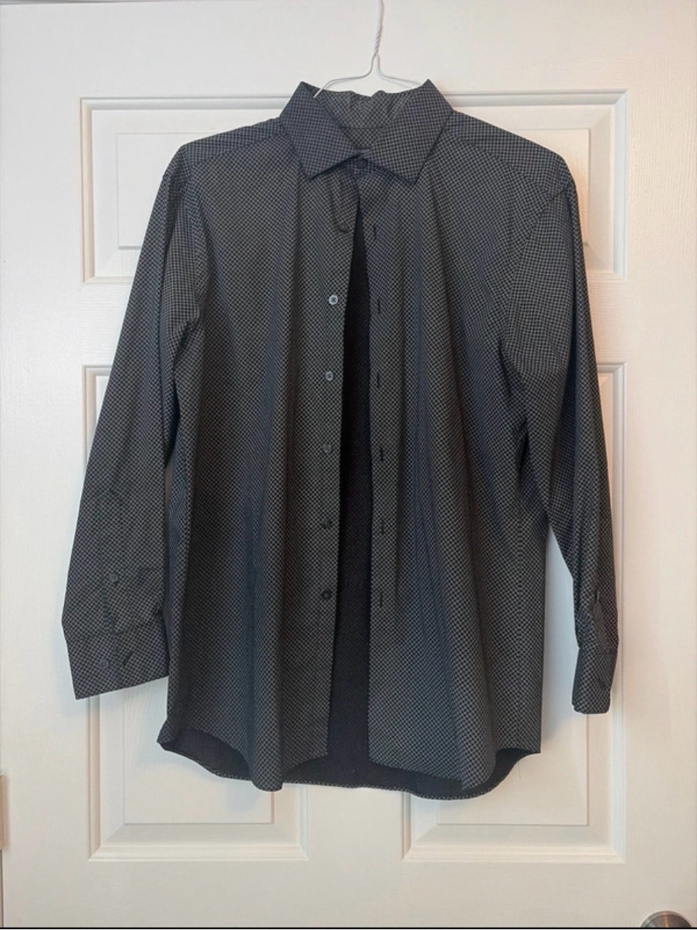 Men’s Large Dress Shirt